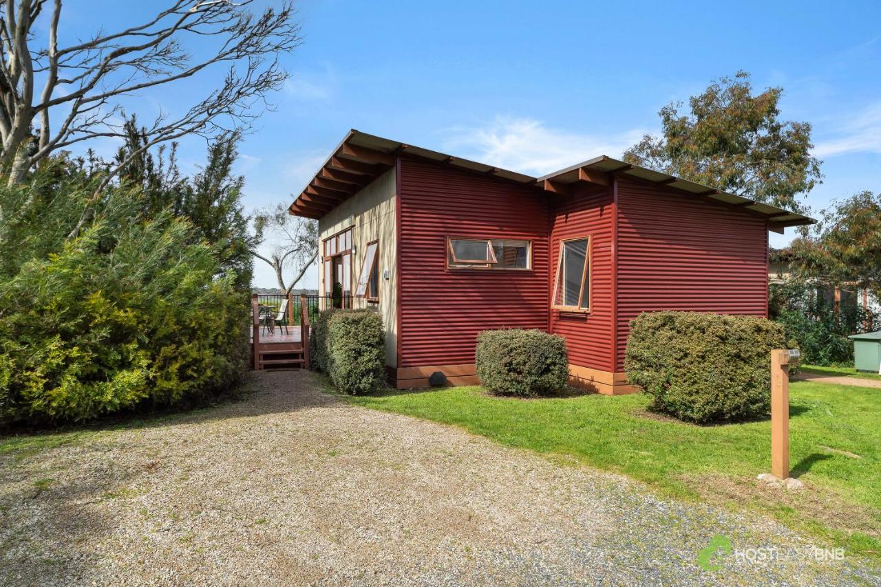 Rural 5 Star Villa'S With Resort Amenities 카우즈 외부 사진