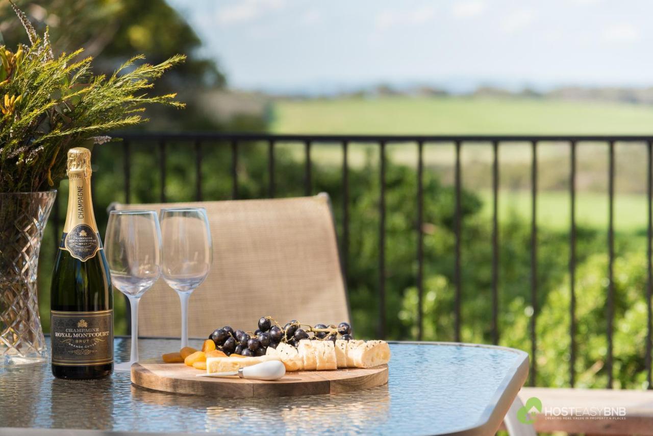Rural 5 Star Villa'S With Resort Amenities 카우즈 외부 사진