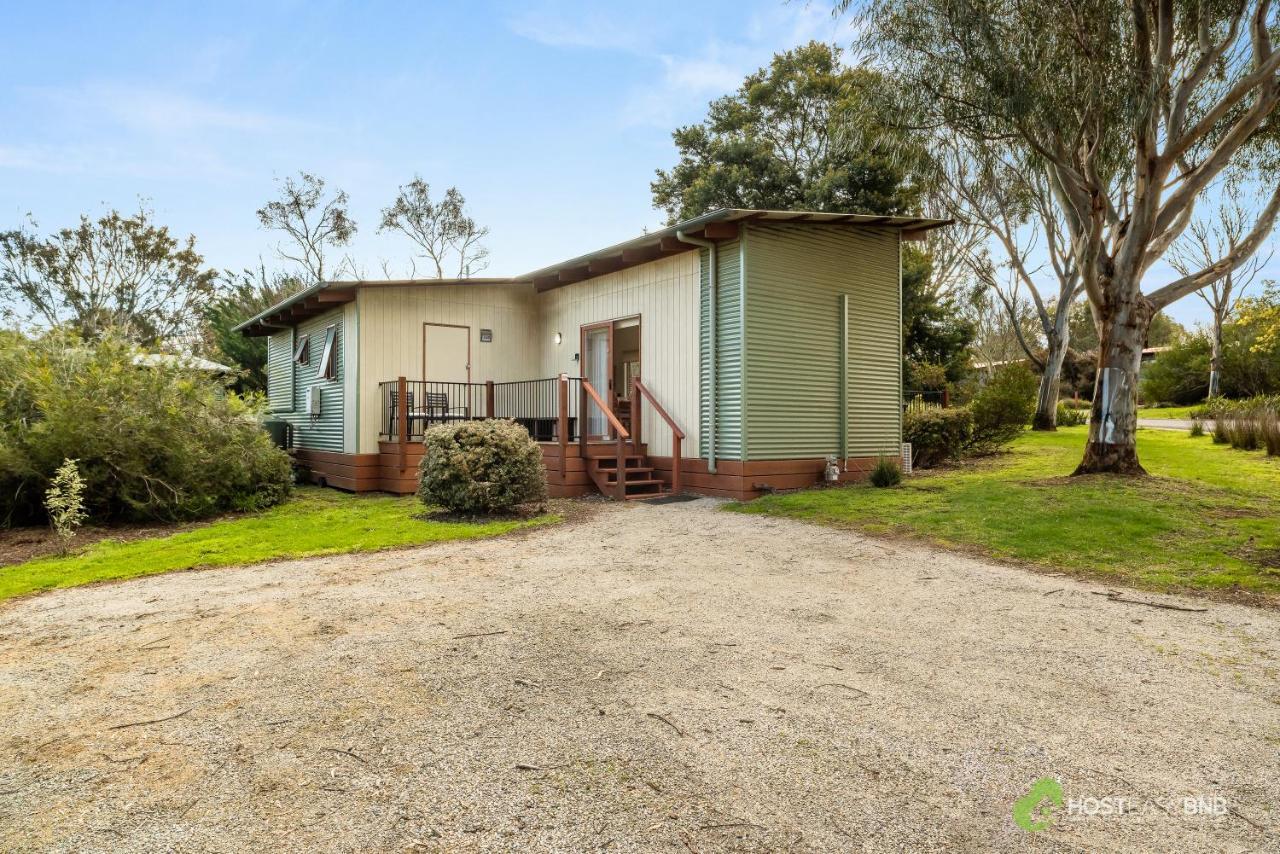 Rural 5 Star Villa'S With Resort Amenities 카우즈 외부 사진